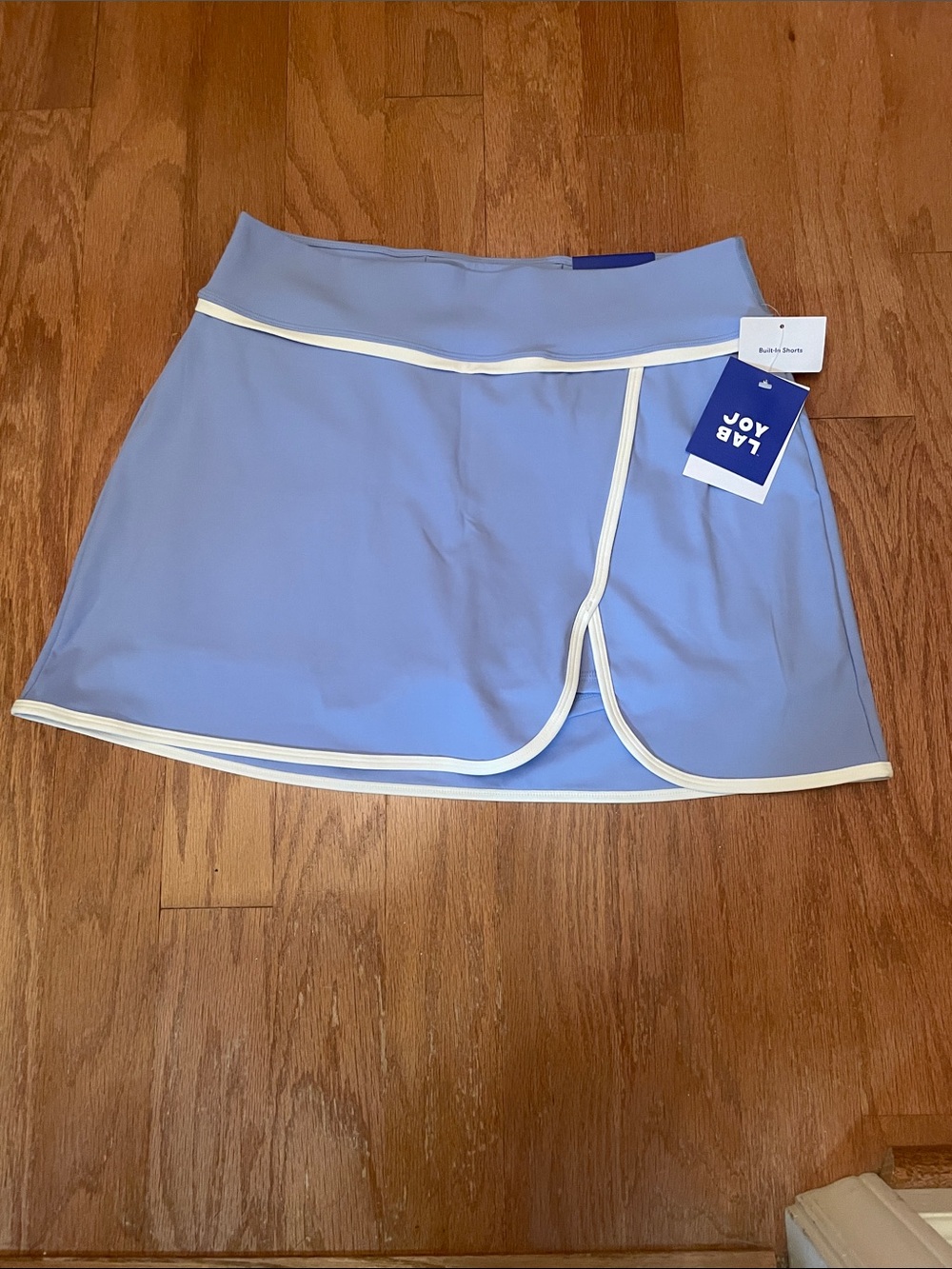 JoyLab Hydrangea Blue Mini Skort with White Piping